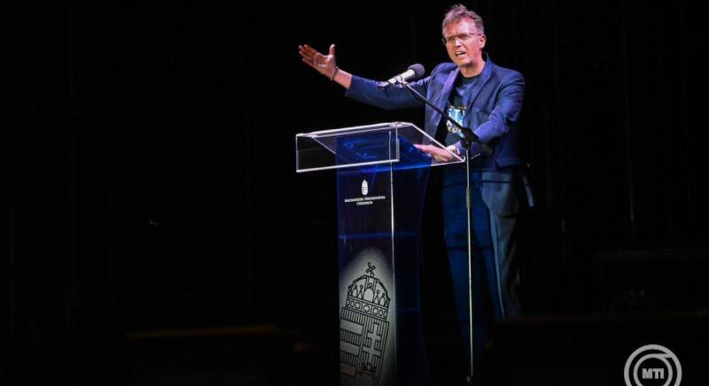 Hankó Balázs: felelősek vagyunk egymásért, magyarok és székelyek, ez István öröksége