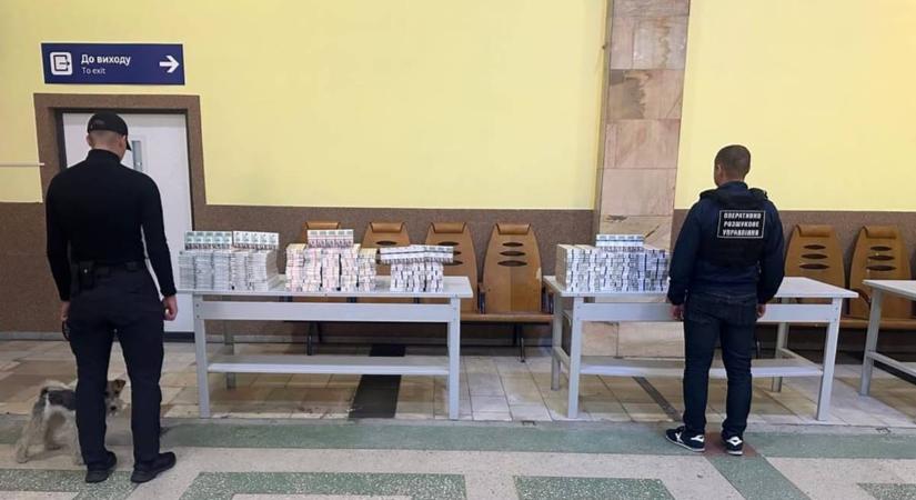 Három kárpátaljai nő vonaton próbálkozott a cigarettacsempészettel