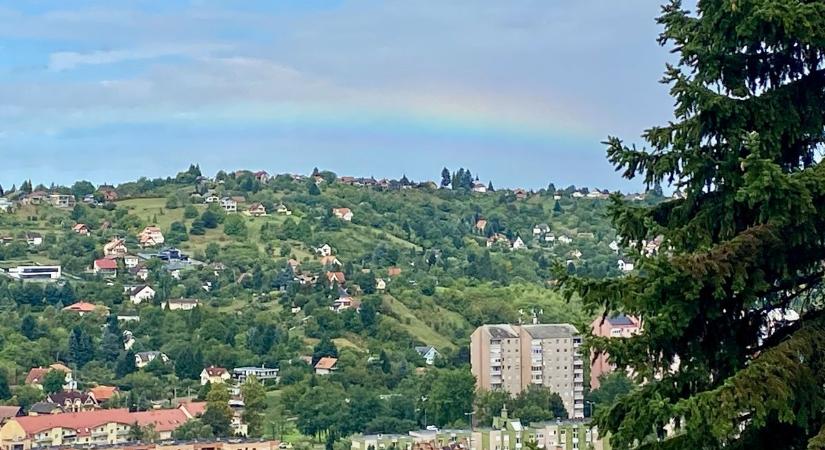 Az esőben egy jó dolog lehet: utána a szivárvány…