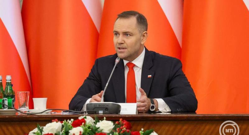 Karol Nawrocki: Lengyelország frontállam, ezért szüksége van a második világháborús német kártérítésre