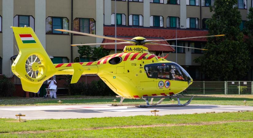 Mentőhelikoptert is küldtek az 55-ös főúton történt balesethez