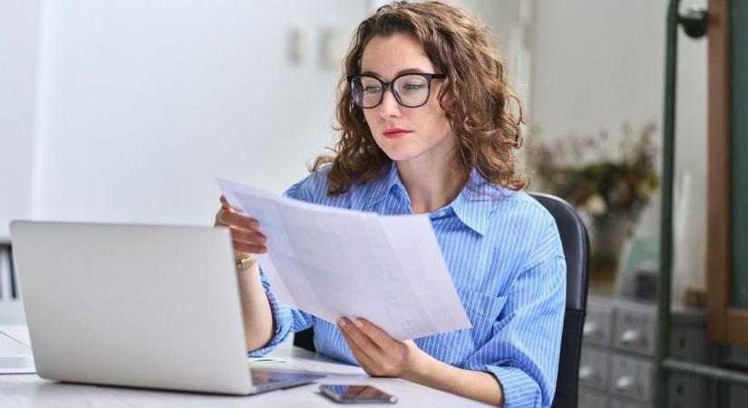 Csongrád-Csanádban jelentősen csökkenhet az IT-szektorban dolgozók bére a Tisza-adó bevezetésével