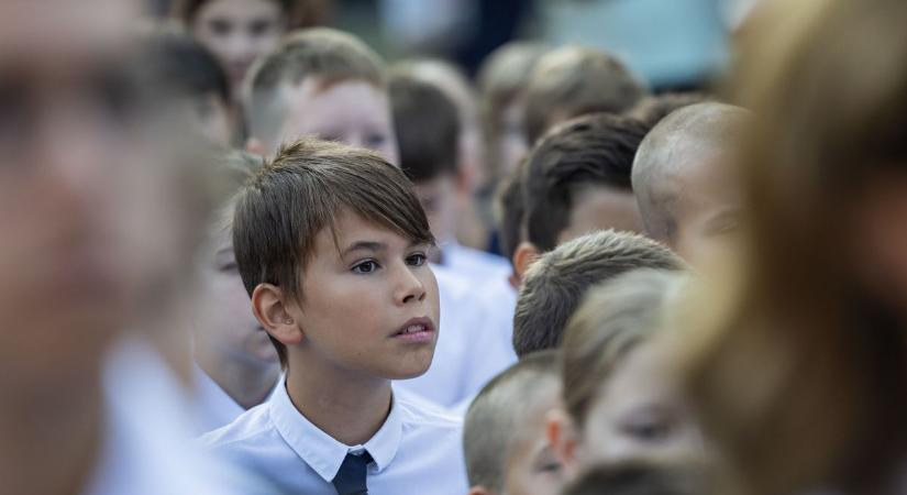 Új suli, új élet: így izgult végig Noel az első napján a Bárdosban fotók