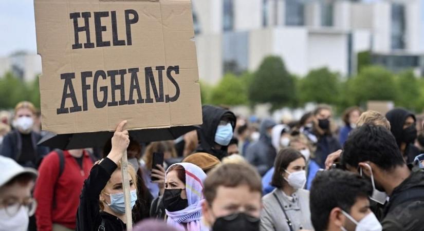 Óriási hátraarc Németországtól: nemzetgyilkosságba rohannak