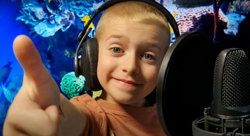 Bájos videóklip Dunaújvárosból – Olivér énekel