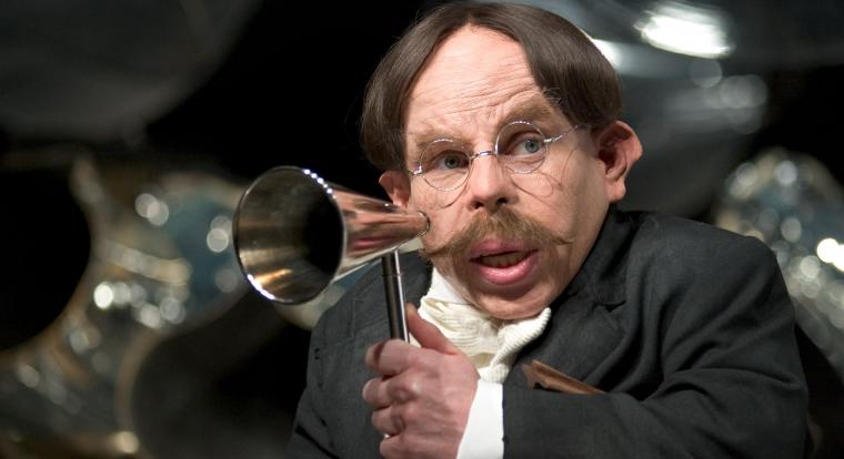 Warwick Davis visszatér az HBO Harry Potter sorozatában