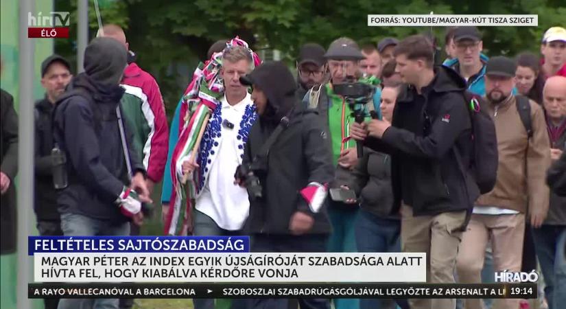 Magyar Péter számon kérte az Index újságíróját a neki nem tetsző cikkek miatt  videó