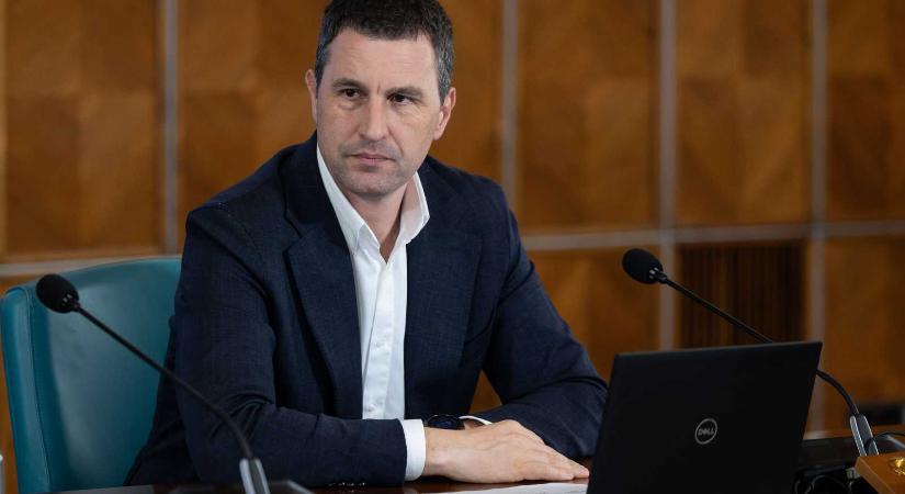 Tánczos Barna: visszametszettük a privilégiumokat