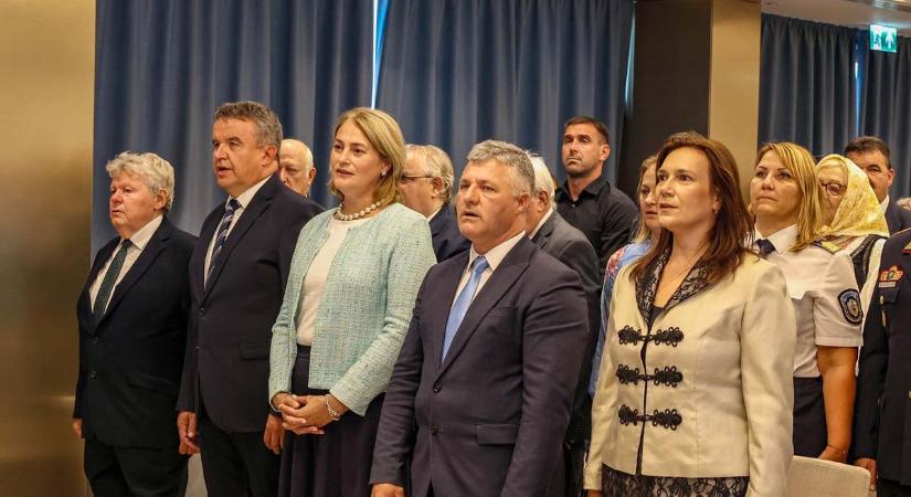 Ünnepel a vármegye – Paks adott otthont az idei megyenapnak (galéria)