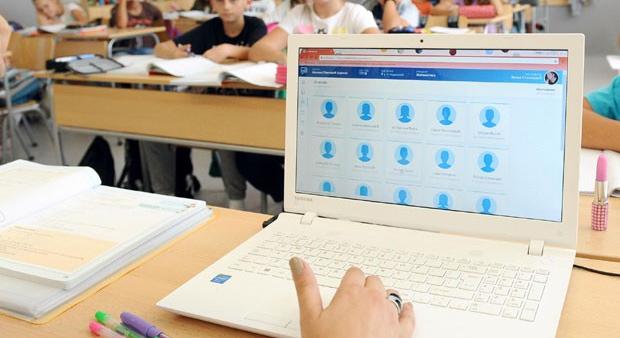 Újabb funkciókat kapott az eNapló
