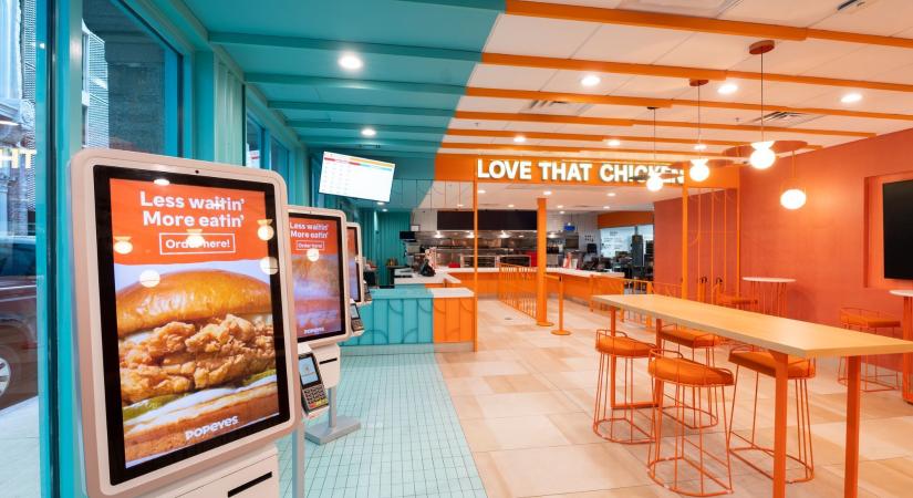Vetélytársa akadt a KFC-nek! Új gyorsétteremlánc érkezik Magyarországra, itt vannak a részletek