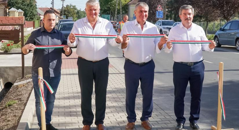 A Kossuth utca fejlesztése Sárrétudvariban