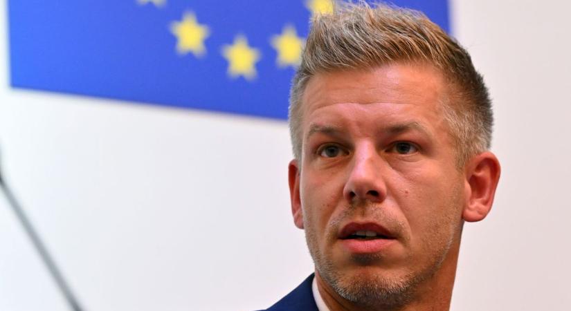 Alapjogokért Központ: Nyári mérleg: a jobboldal fel - a Tisza Párt kikészült