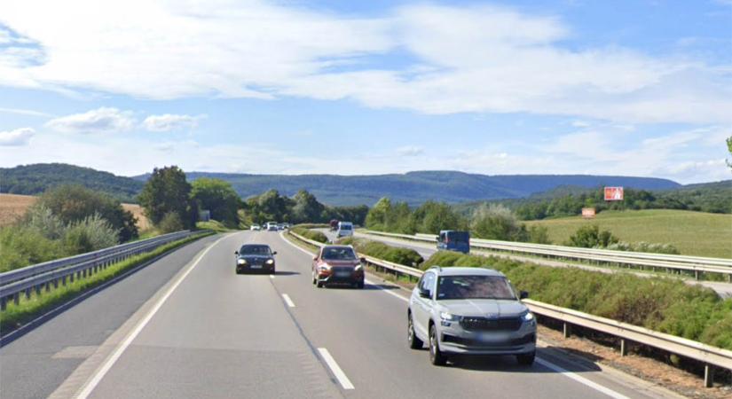 Elindult az M1-es autópálya bővítése