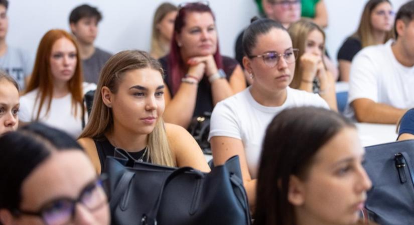 Erős rajtot vett a Debreceni Egyetem siófoki campusa: több mint száz hallgatóval indul az első tanév