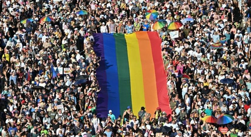 Változott a széljárás: eltüntették a reklámfilmből a Budapest Pride-ot, helyére az 1956-os forradalom lépett