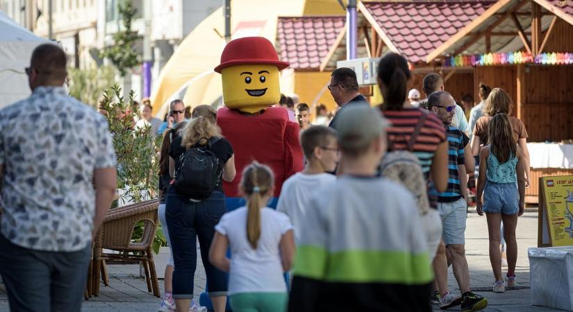 Játssz, alkoss, mozogj! – Harmadik alkalommal várja a látogatókat a LEGO Játékváros