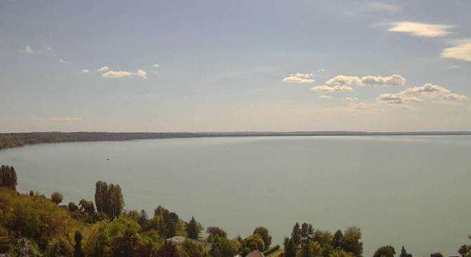 Így párolgott el nyáron a Balatonból közel 300 milló köbméter víz