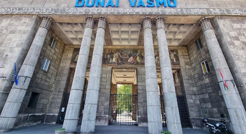 Állami támogatást kaphatnak a Dunaferr kirúgott dolgozói: ez a terve a kormánynak velük