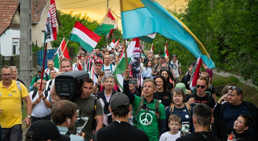Új arcokat mutat be a TISZA szombaton Kötcsén