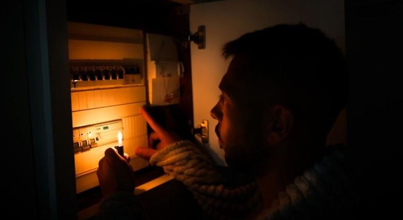 Sötétségbe borul fél Szeged