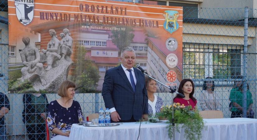 Fideszes polgármester a kisdiákok előtt: „De jó, hogy nincs köztük Mohamed!”