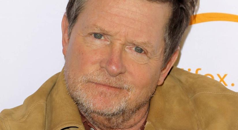 Michael J. Fox és a fia mintha ikrek lennének – fotó