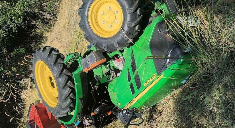 Tragédia Szekszárdon: saját traktorja nyomta agyon az 52 éves férfit