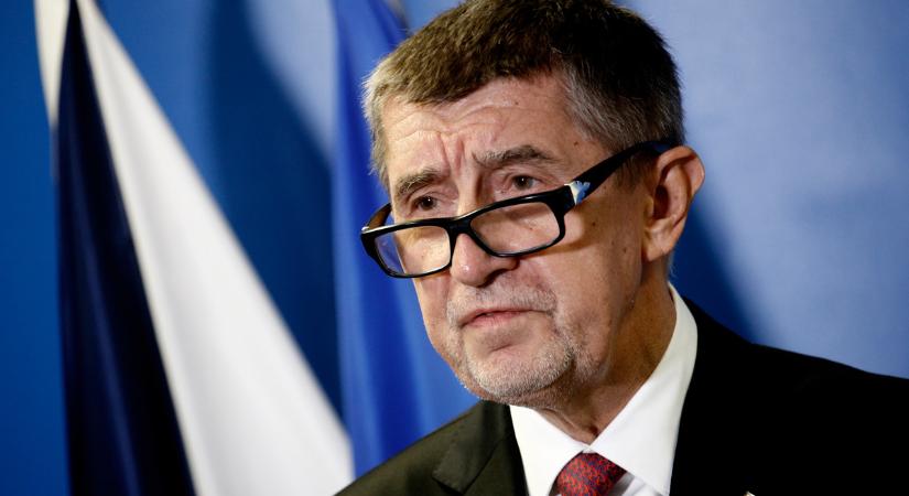 Andrej Babis megálljt parancsolt politikusok elleni támadásoknak