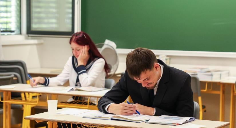 Ketyeg a bomba: már csak napok vannak hátra, ha lemaradsz erről, bukhatod az egész évet! - Őszi érettségi határidő!