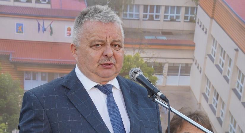 Fideszes polgármester az elsősöknek: Jó, hogy nincs köztük Mohamed