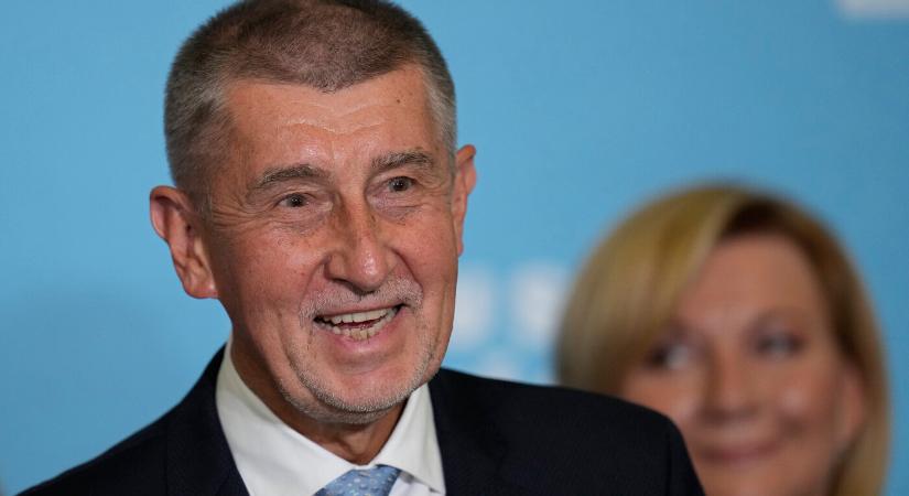 Andrej Babiš szerint nem szabad megismétlődnie a politikusok elleni támadásoknak