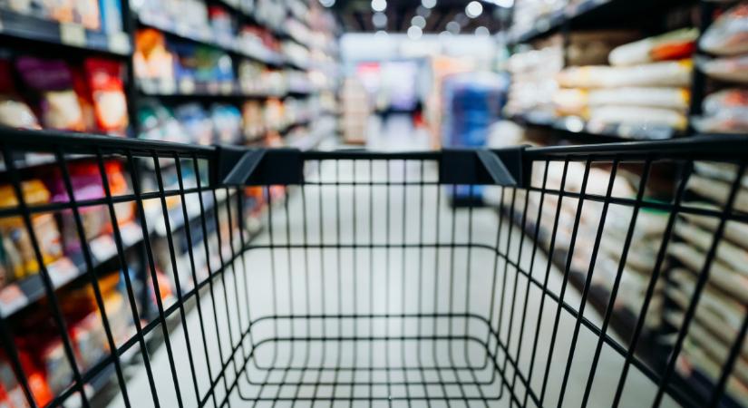 Arcfelismerő technológiával vadásznak a bolti bajkeverőkre