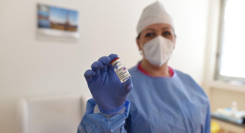 Ősszel érkeznek Szlovákiába az új Covid-19 variáns elleni oltóanyagok