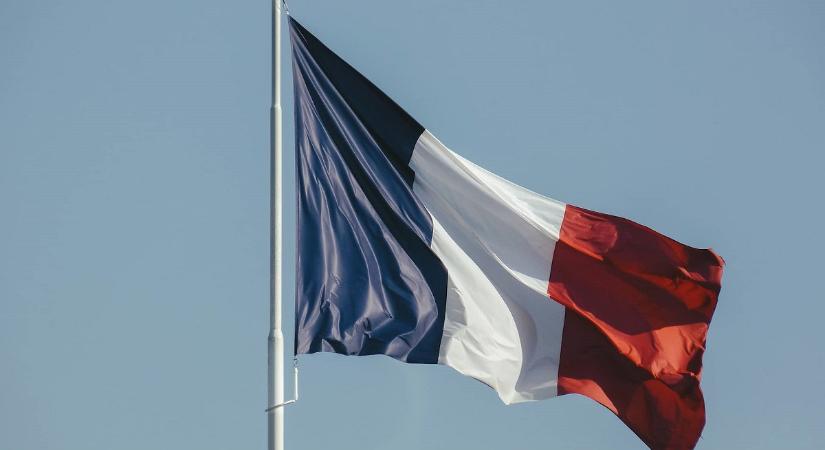 Bezzegnyugat – Többeket megkéseltek Marseille-ben, a támadót a rendőrség lelőtte