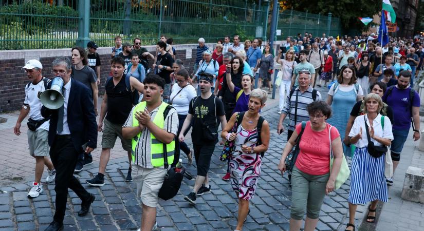 Hadházy Ákos: Elbizonytalanodott a hatalom