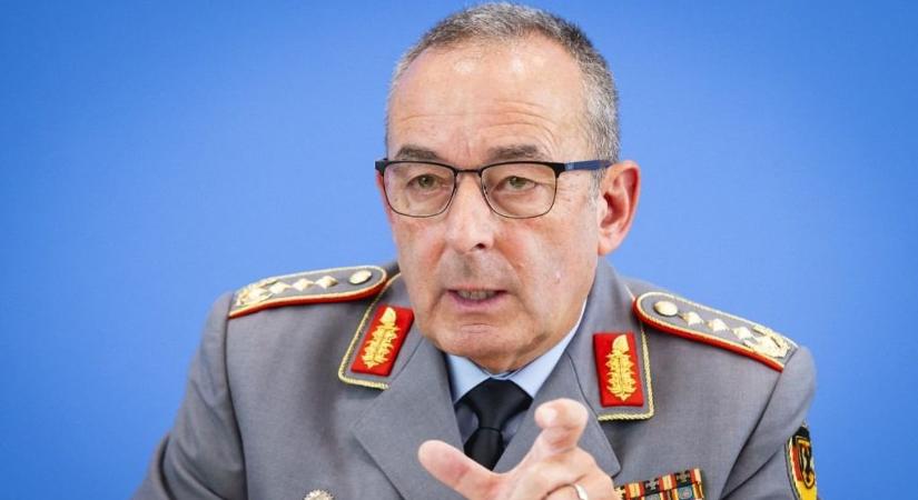 Nem von der Leyen az egyetlen: Németország legfőbb tábornoka állítja, az ő repülőgépét is megtámadták az oroszok – "Szabotázs alatt állunk"