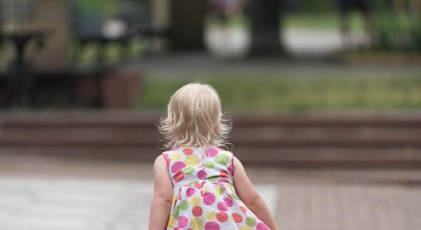 Három város, három tragédia: a szegedi és gyulai lányok után most a miskei Hannát gyászolja az ország