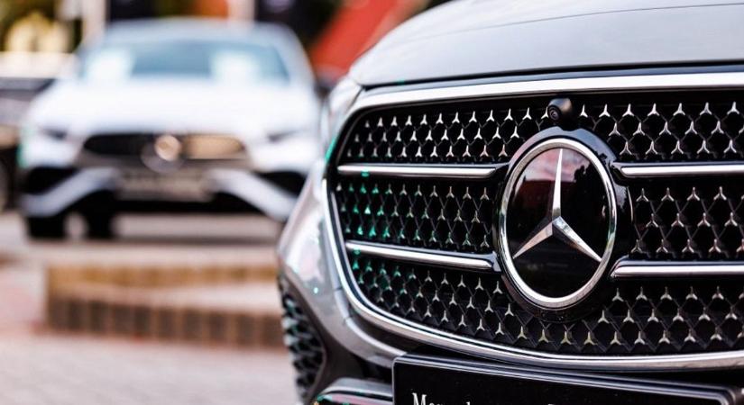 Máris megbukott a Mercedes két elektromos szuperautója: nem gyártja többé őket, még a nevüket is eltörli – ezek jönnek a helyükre