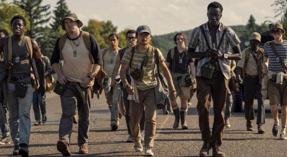 Stephen King sok vért akart látni A hosszú menetelés adaptációjában
