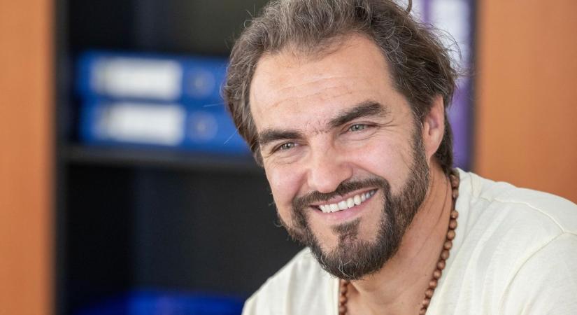 Dolhai Attila szintet lépne a Vörösmarty Színházzal, nemzeti színházzá tenné