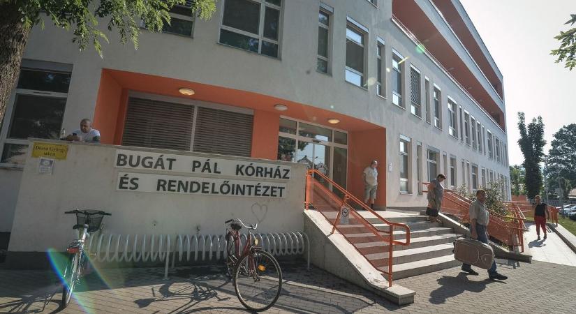 Ez a levél pillanatok alatt elérte a Bugát Pál Kórház dolgozóit - döbbenetes dolog történt a szülészeti osztályon