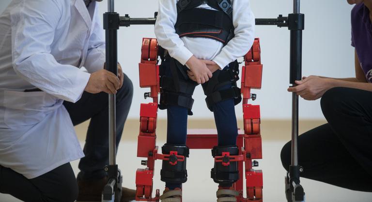 Már itthon sem halálos ítélet a legkegyetlenebb genetikai betegség