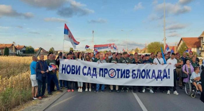 Vučević szerint azért tartják vasárnap a blokádellenes tüntetéseket, mert “egy nappal korábban van a blokádpárti pride”