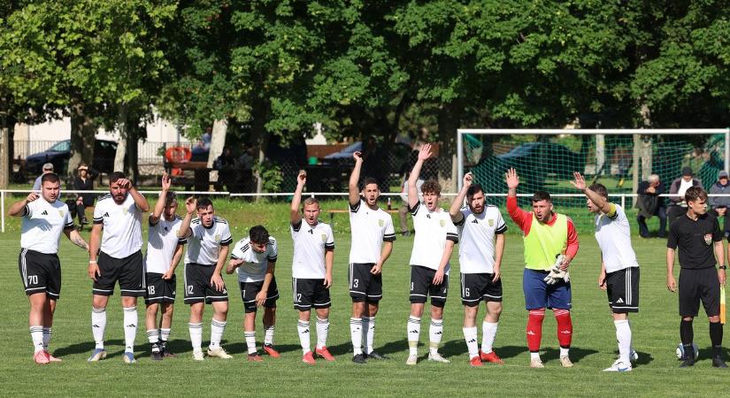 Így ünnepelték mórágyi győzelmüket a Kisdorog futballistái (videó)