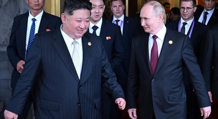 Kim Dzsongun „testvéri kötelességnek” nevezte Oroszország támogatását Putyinnal való találkozóján