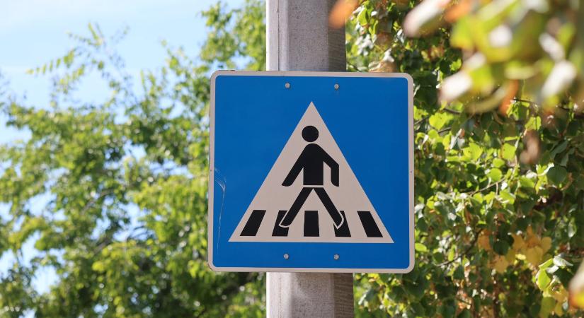 Biztonságosabbá vált a gyalogos-átkelőhely a Kodály Zoltán Általános Iskola előtt
