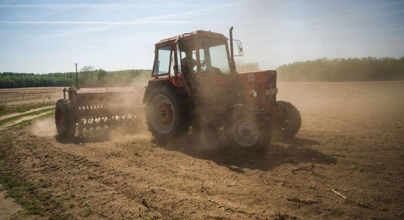 Újabb csapást jelentene a Tisza-adó a mezőgazdasági dolgozóknak