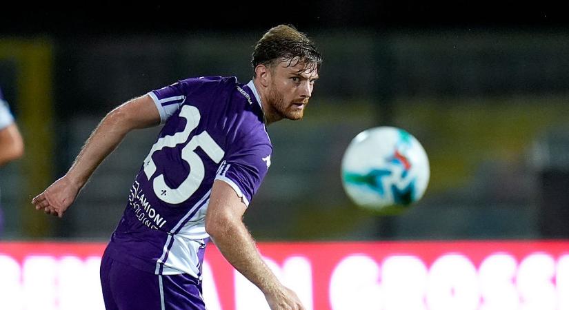 A Valencia vette kölcsön a Fiorentina támadóját – HIVATALOS