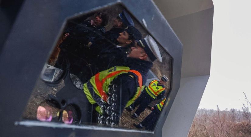 Ön észrevette? Teljesen megváltozott a sebességmérés Magyarországon, ráharaptak a polgármesterek a traffipaxok utódjára – ezért nem tisztességes